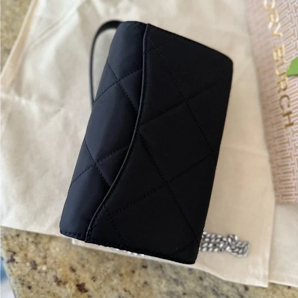New Tory Burch WILLA QUILTED NYLONCHAIN WALLET Black - Picture 9 of 11